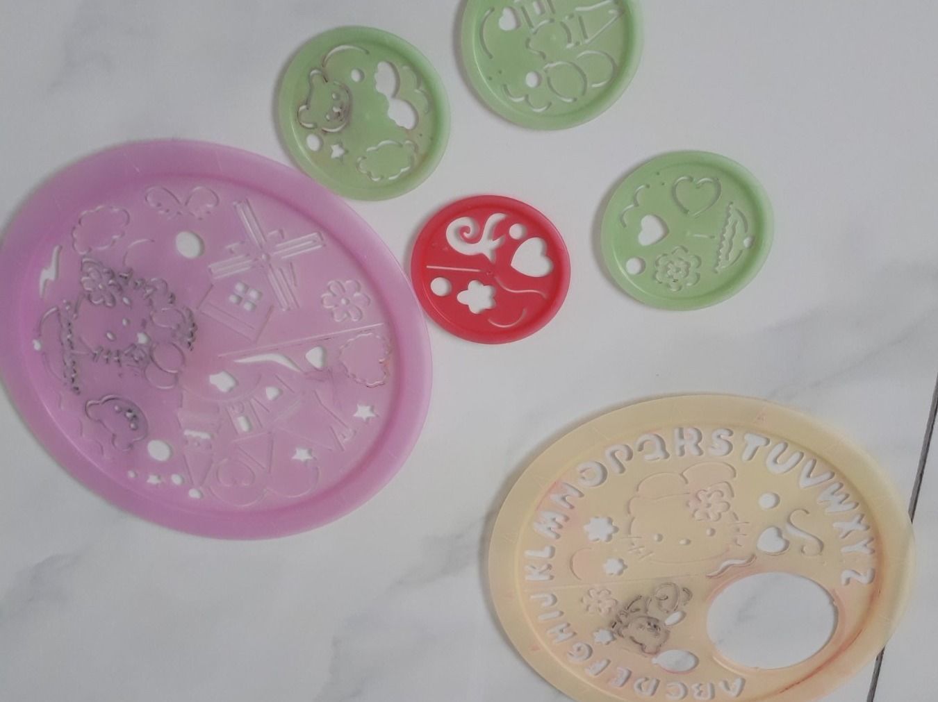 Schablonen: Mandala Hello Kitty Designer – Gebraucht aus Laupen ZH von surmeli 2