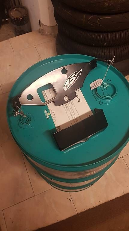 Altro in Decorazioni & Accessori: Supporto musetto Honda cbr 600 rr – Usato da Arogno venduto da Vallembro 2