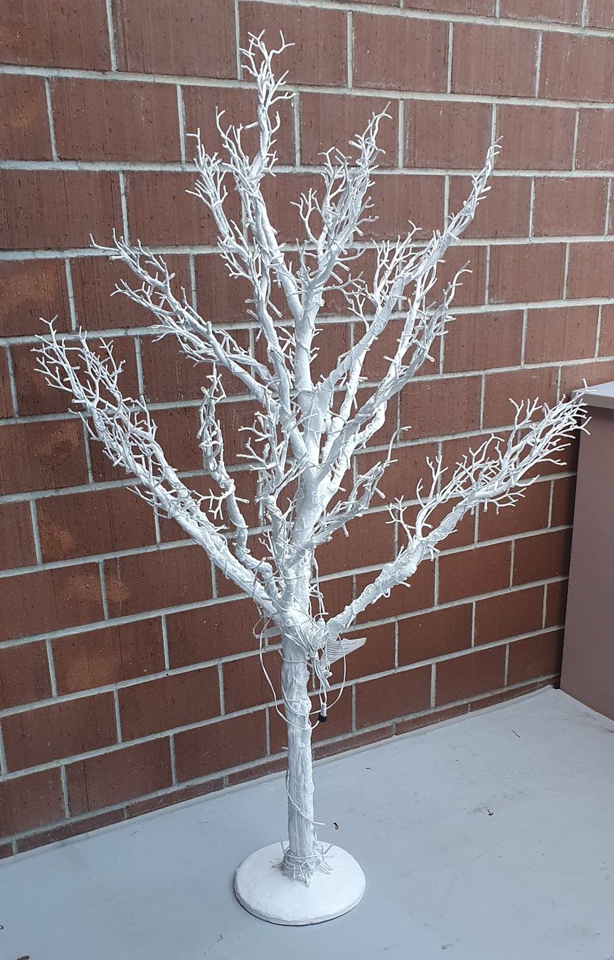 Tutte le decorazioni: Gartenbeleuchtung Baum weiss / Lichterbaum – Usato da Münchenstein venduto da Thomi61