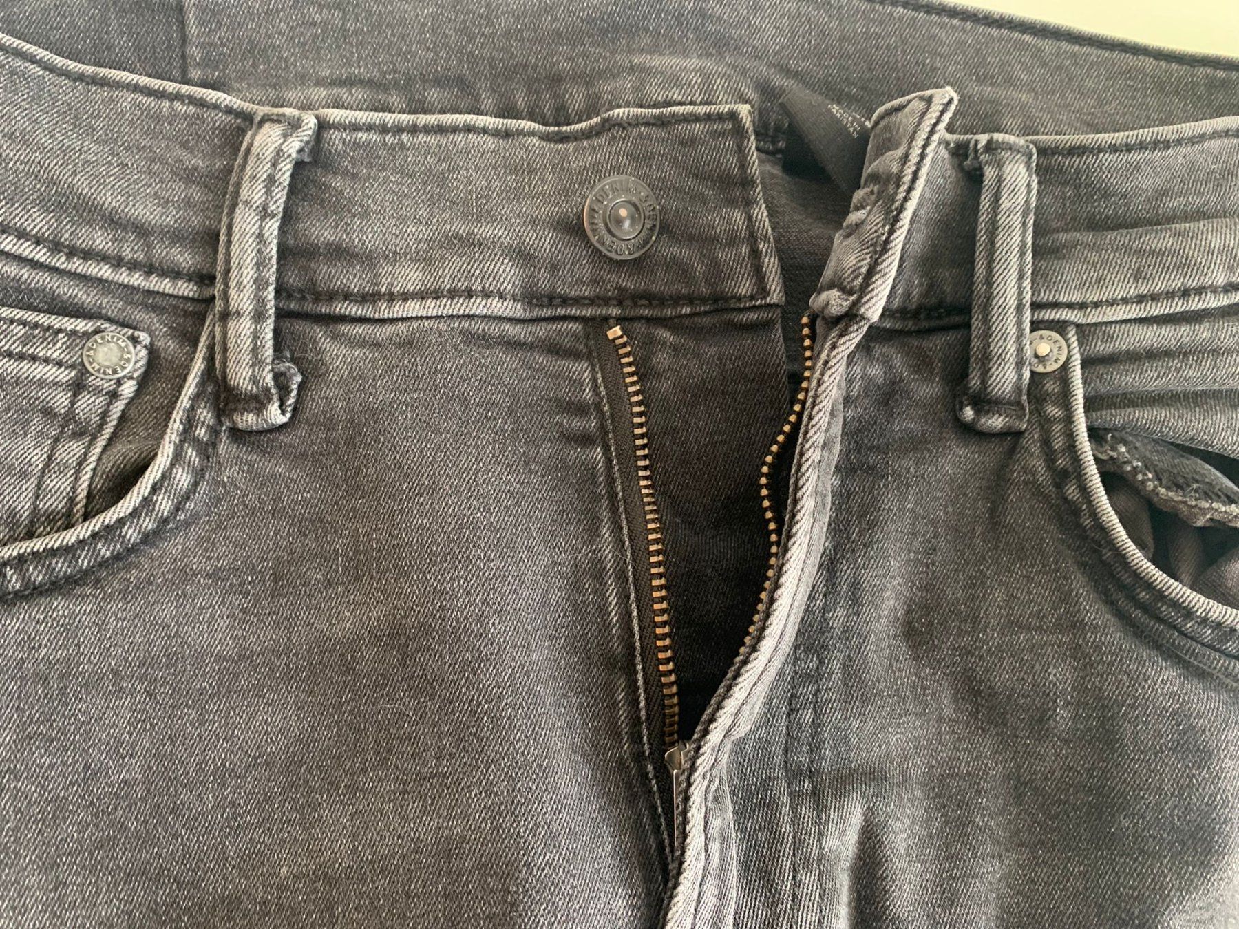 H&M Pantaloni: Hose – Usato da Aarau venduto da Noah148 5
