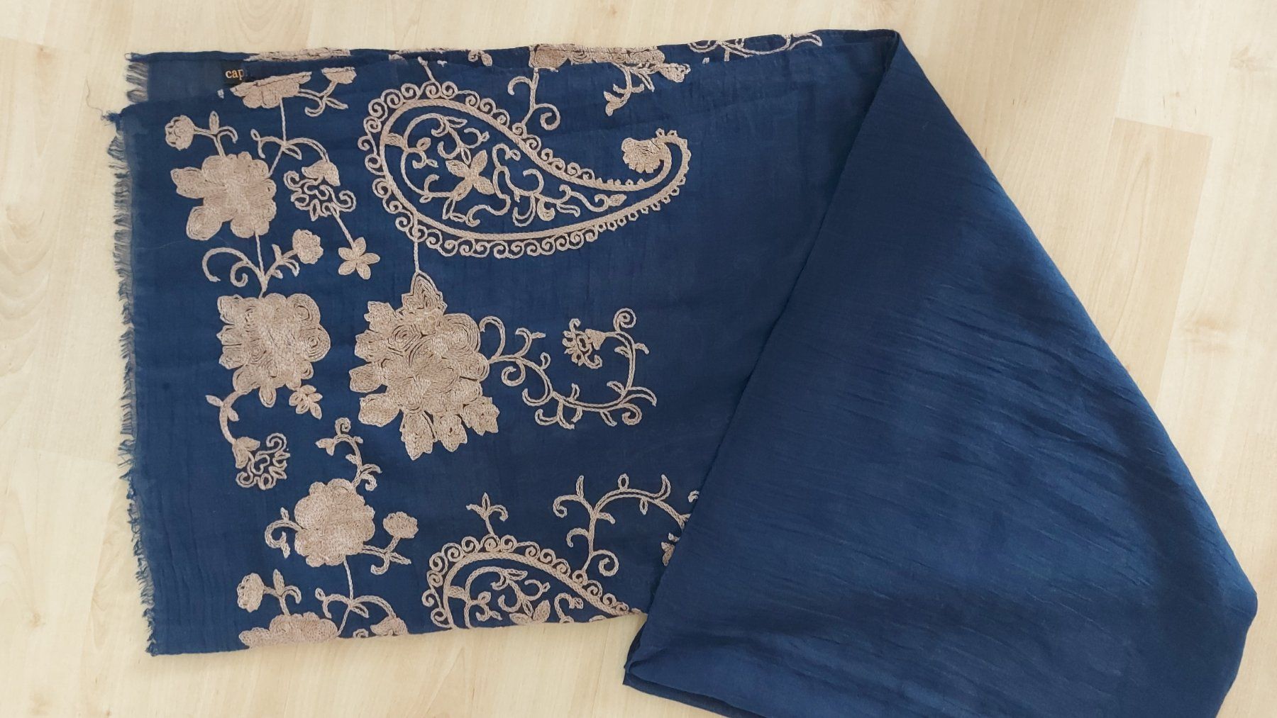 Foulard & Sciarpe: Capris Schal/ Foulard Blau – Usato da Nebikon venduto da Draga25 3