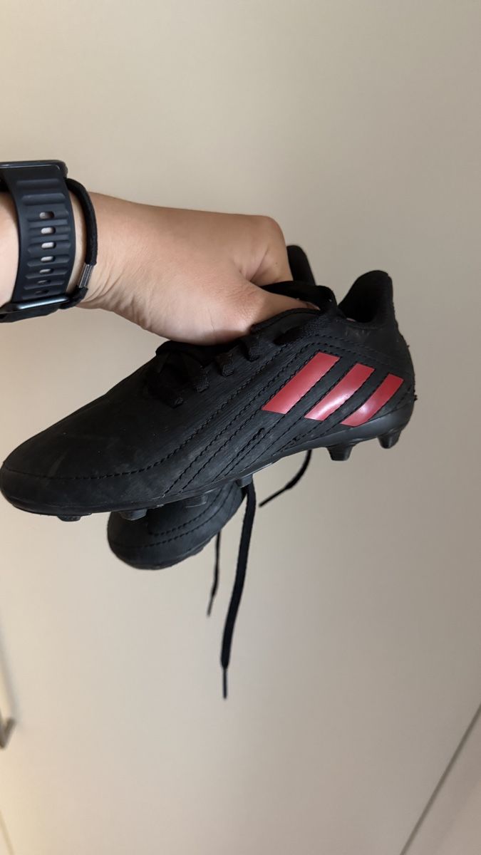 Chaussures hommes: Kinder Fussballschuhe  – D'occasion à Zürich par shopping.basket