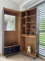 Armoire style malle de voyage, bois et noir