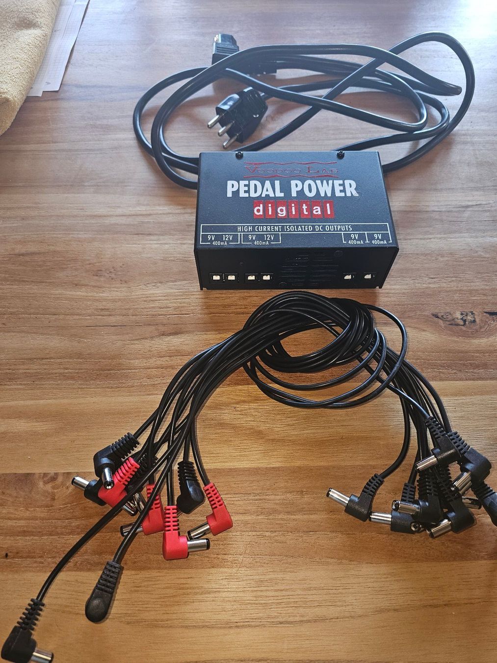 Stromzufuhr: Multi-Netzteil Voodoo Lab Pedal Power digital – Gebraucht aus Brione sopra Minusio von Rocktober 1