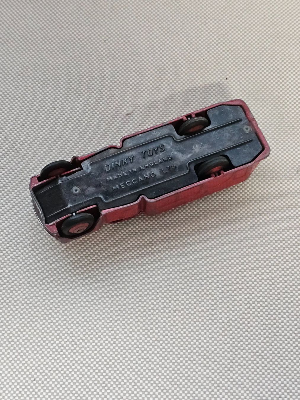 Dinky Toys Modellini d'auto: Dinky Bedford Mobilgas – Usato da Starrkirch-Wil venduto da easygo13 2