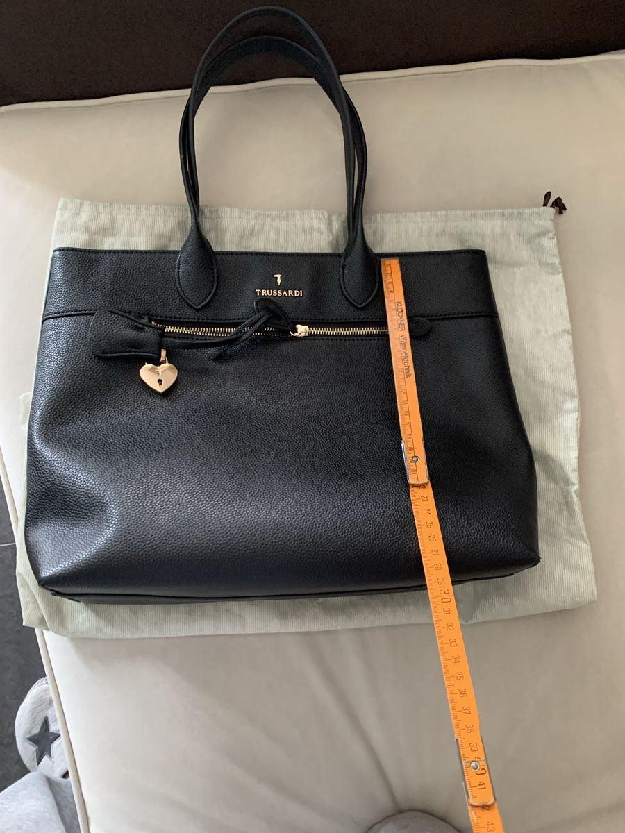 Trussardi Taschen für Damen: Trusardi Tasche  – Gebraucht aus Bergdietikon von zor_856j 3
