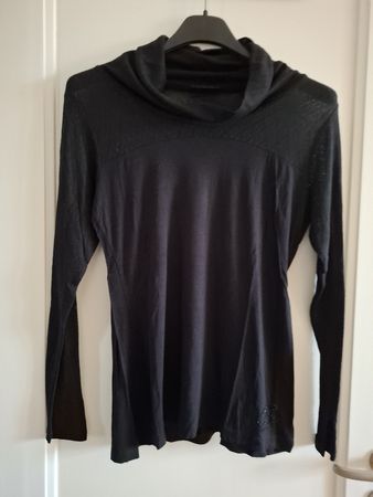 Maglia nera a maniche lunghe con collo sciallato, taglia M