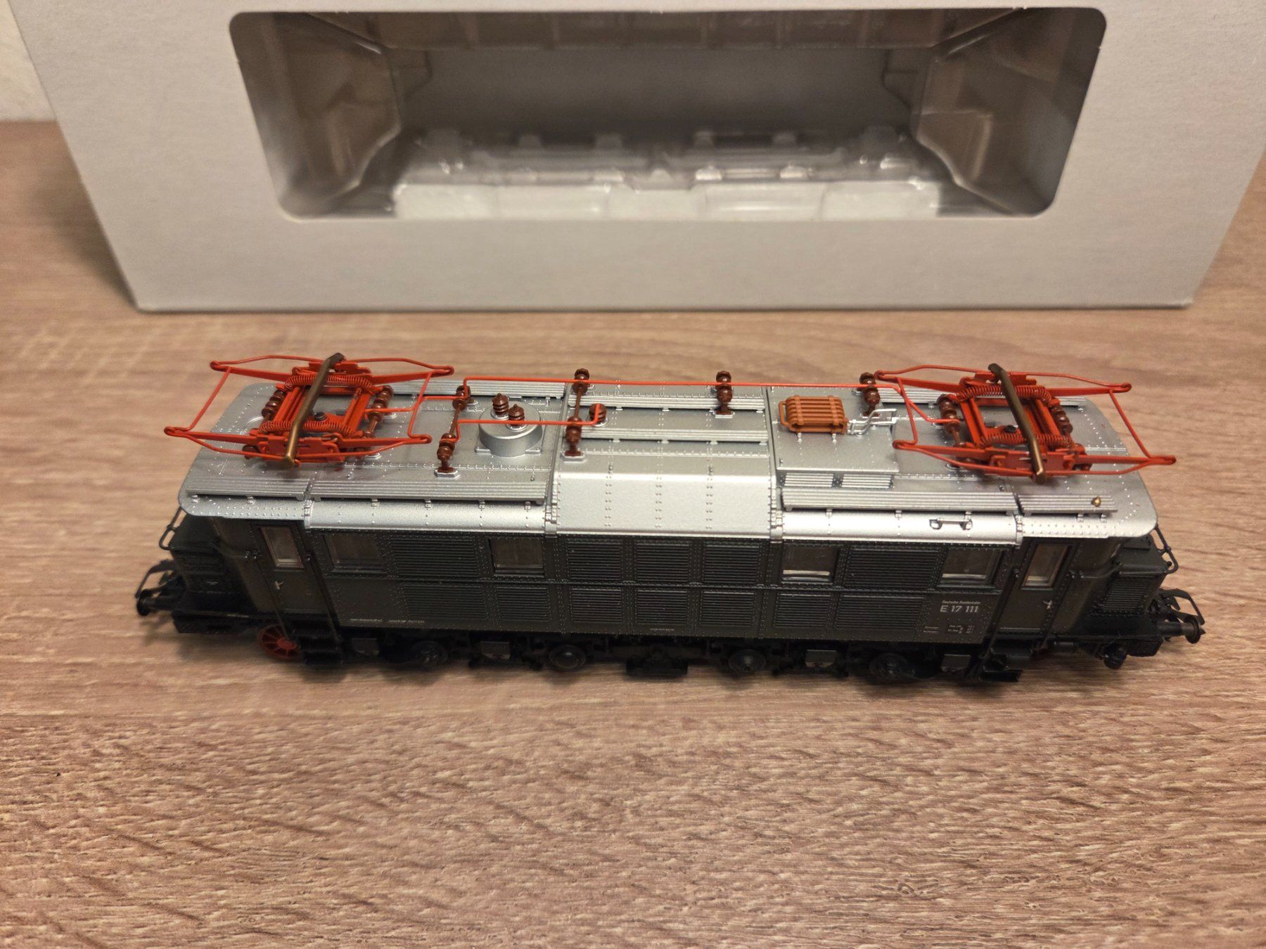 Märklin Modellini di ferrovie: Märklin 37061 E-Lok BR E17 DB Digital Mfx Sound H0 – Nuovo e nell'imballaggio originale da St-Aubin-Sauges venduto da Lo_Go 4