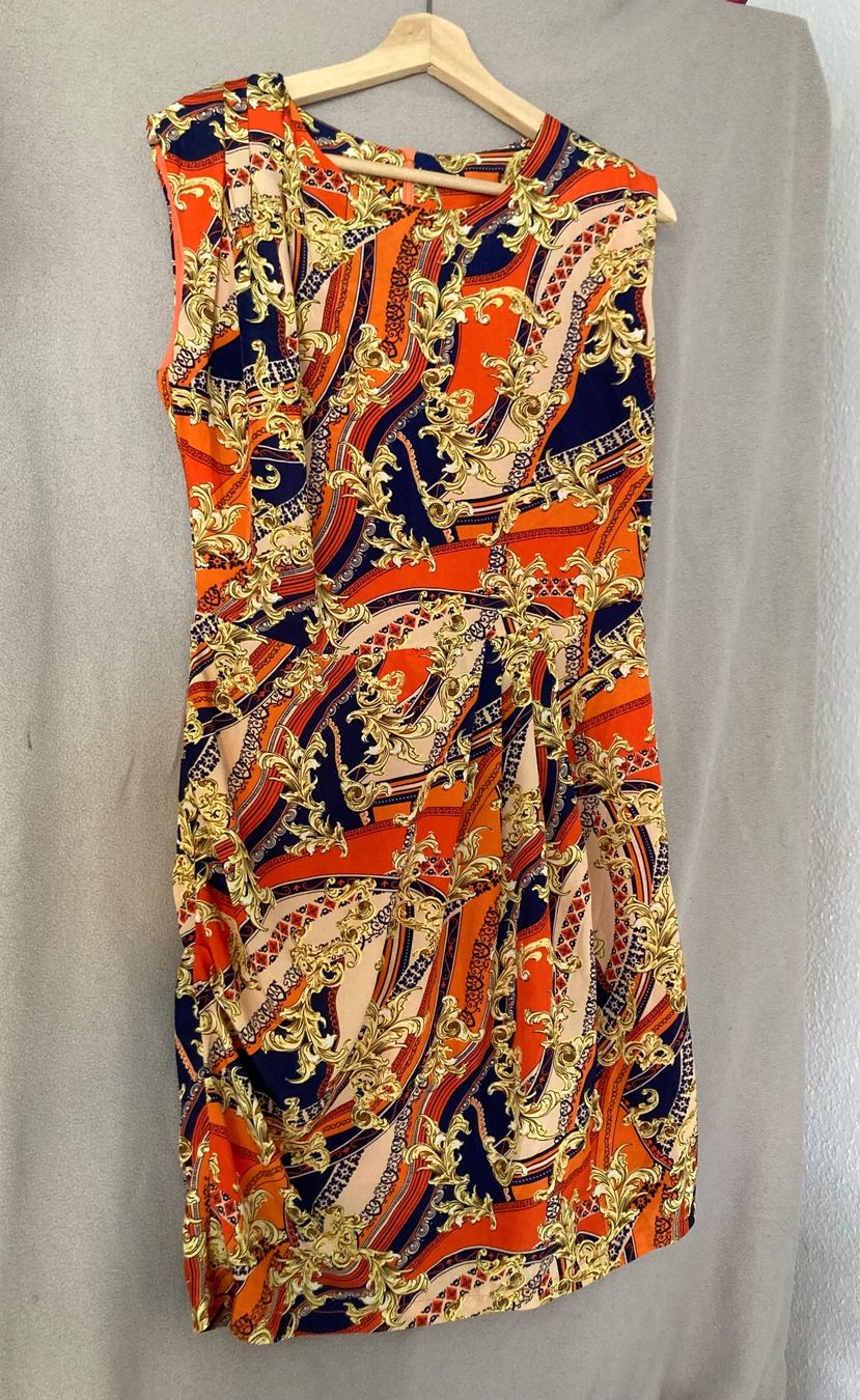 Robes: Blumiges Kleid Orange Gr S/M – D'occasion à Wädenswil par qla76_wh