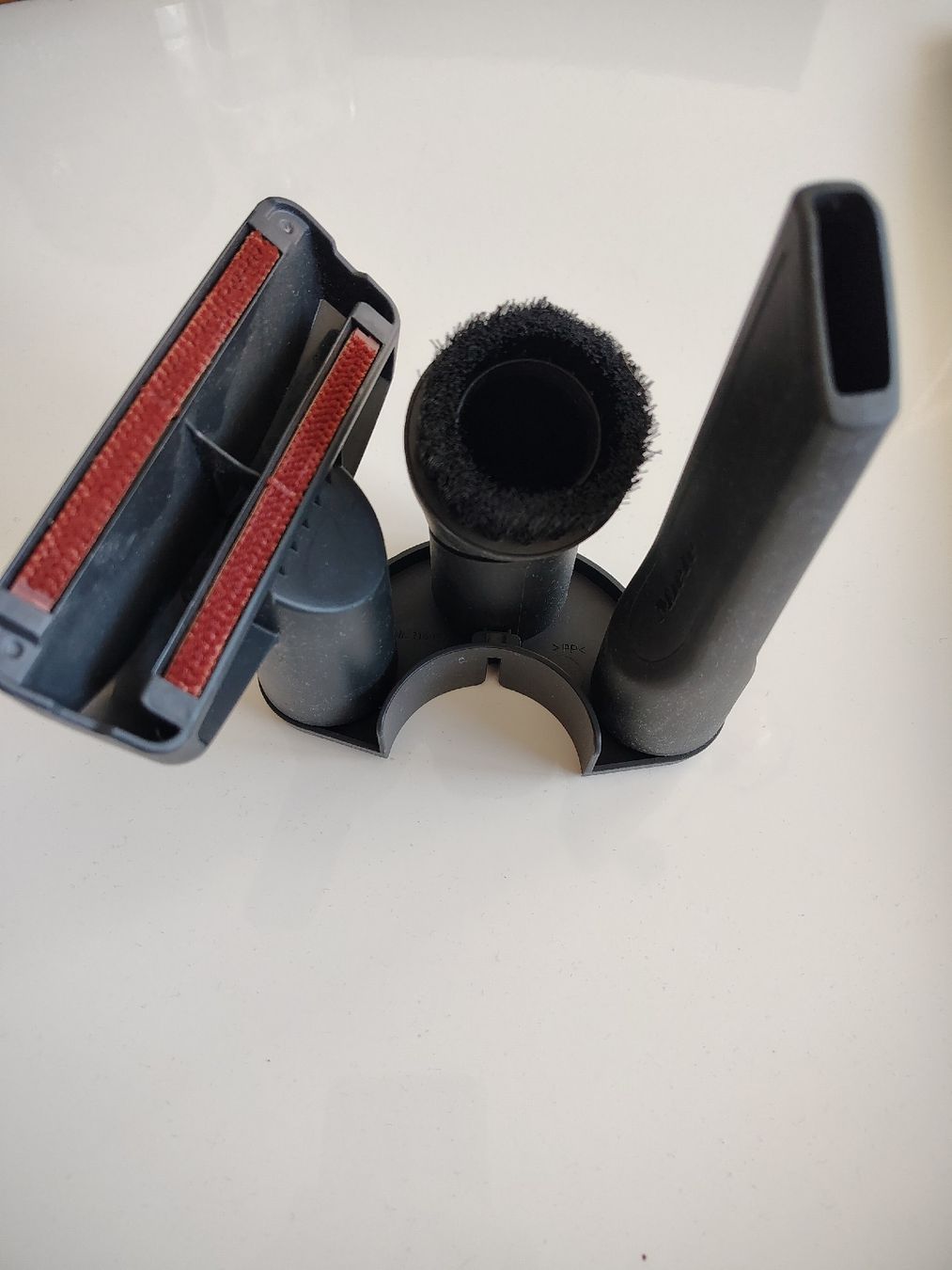 Miele Aspirapolveri & Accessori: accessoires aspirateur Miele – Nuovo (secondo la descrizione) da Bussy FR venduto da rom_m9y5