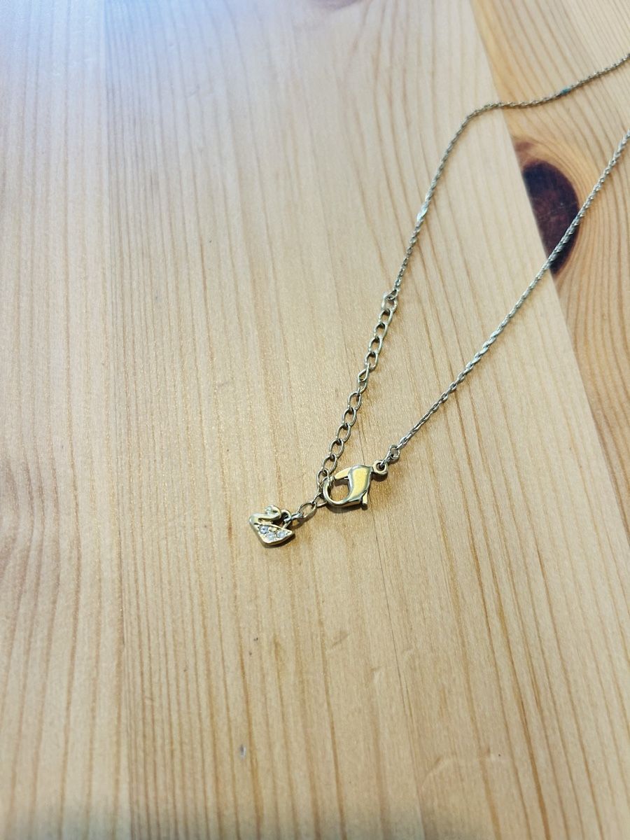 Swarovski Anhänger: Collier Swarovski couleur doré – Gebraucht aus Renens VD von nev_z7xl 3