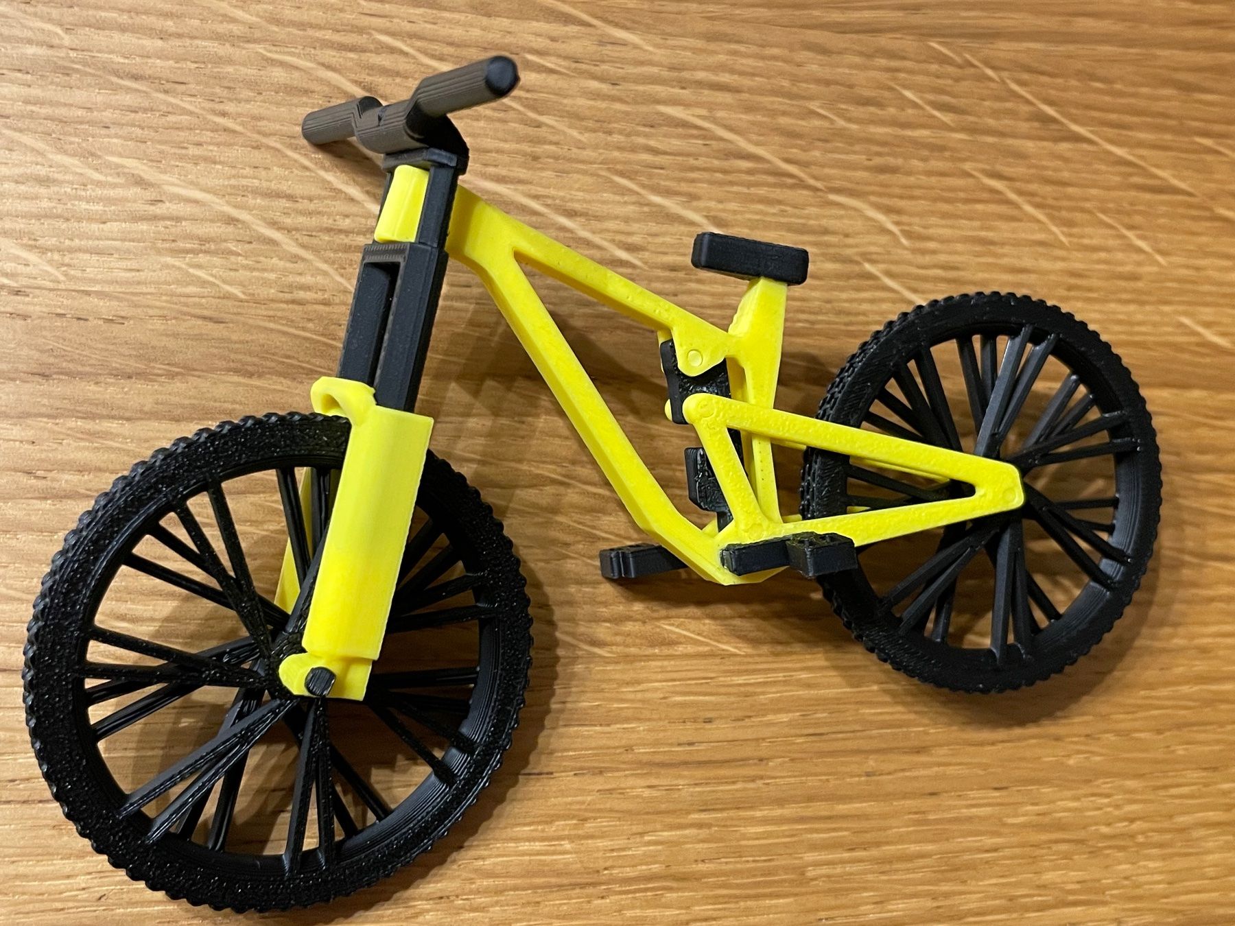 Giocattoli: Fingerbike gelb mit Rampe – Nuovo (secondo la descrizione) da Jona venduto da Eve10 1