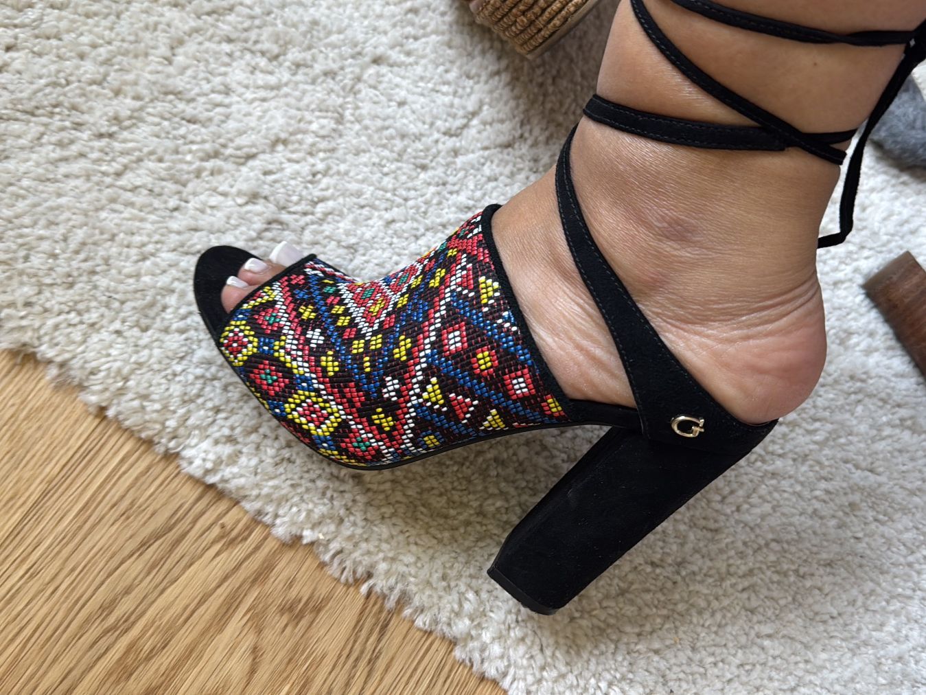 Guess Scarpe da donna: Guess – Nuovo (secondo la descrizione) da Reinach AG venduto da MineD 4