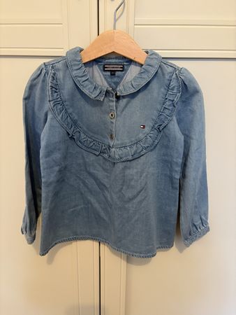 Chemise en jean Tommy Hilfiger neuve taille 4ans fille