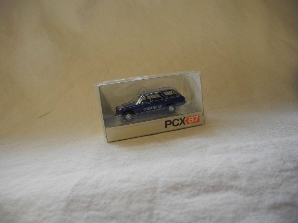 1982 Audi 100 C3 In Red - 0437 - Foto 8