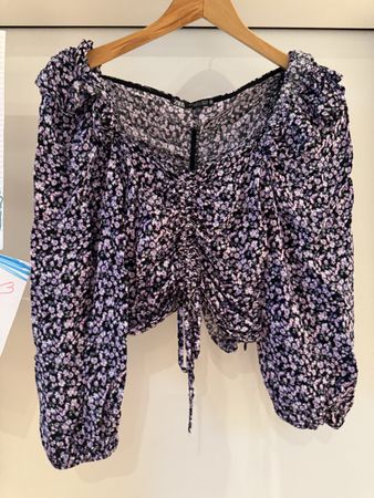Zara Bluse mit Blumenmuster Gr. S