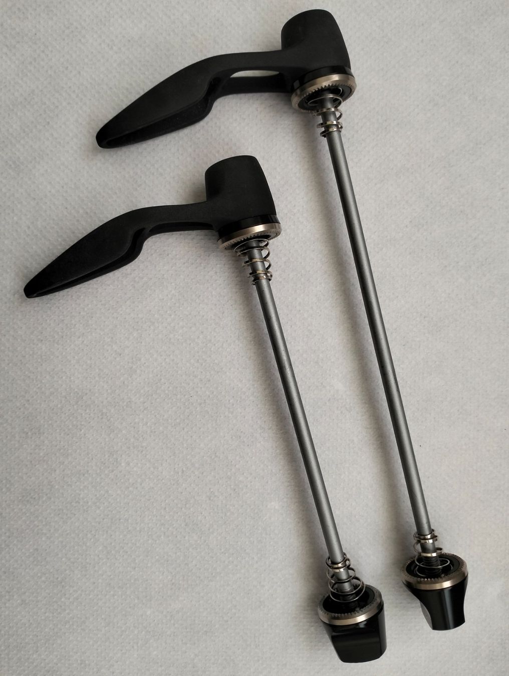 Swiss Pezzi di ricambio: DT Swiss Schnellspanner Set – Usato da Uster venduto da KarlZH 9