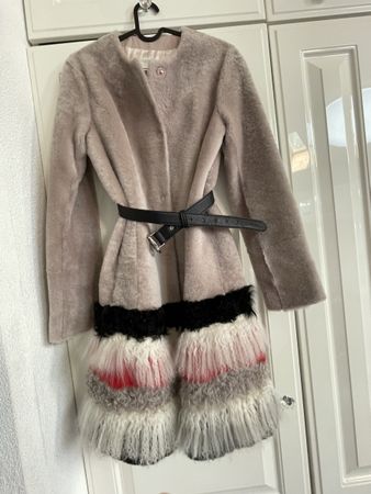 Luxuriöser Shearing Mantel von Drome Neu .Np 2100  Fr.