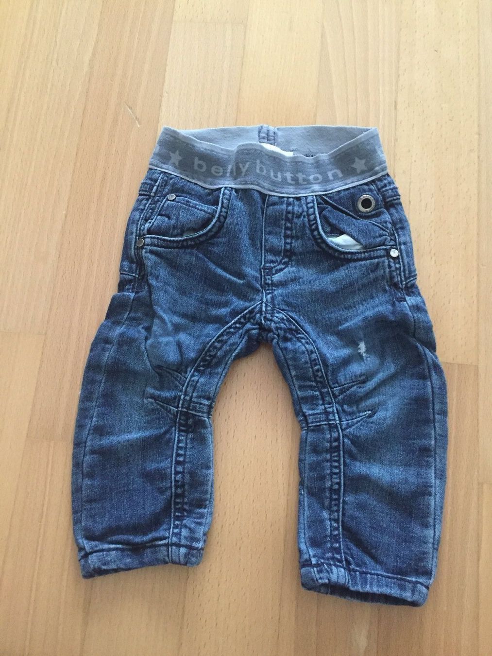 Pantaloni: Jeans "bellybutton" – Usato da Muttenz venduto da Juvenile33