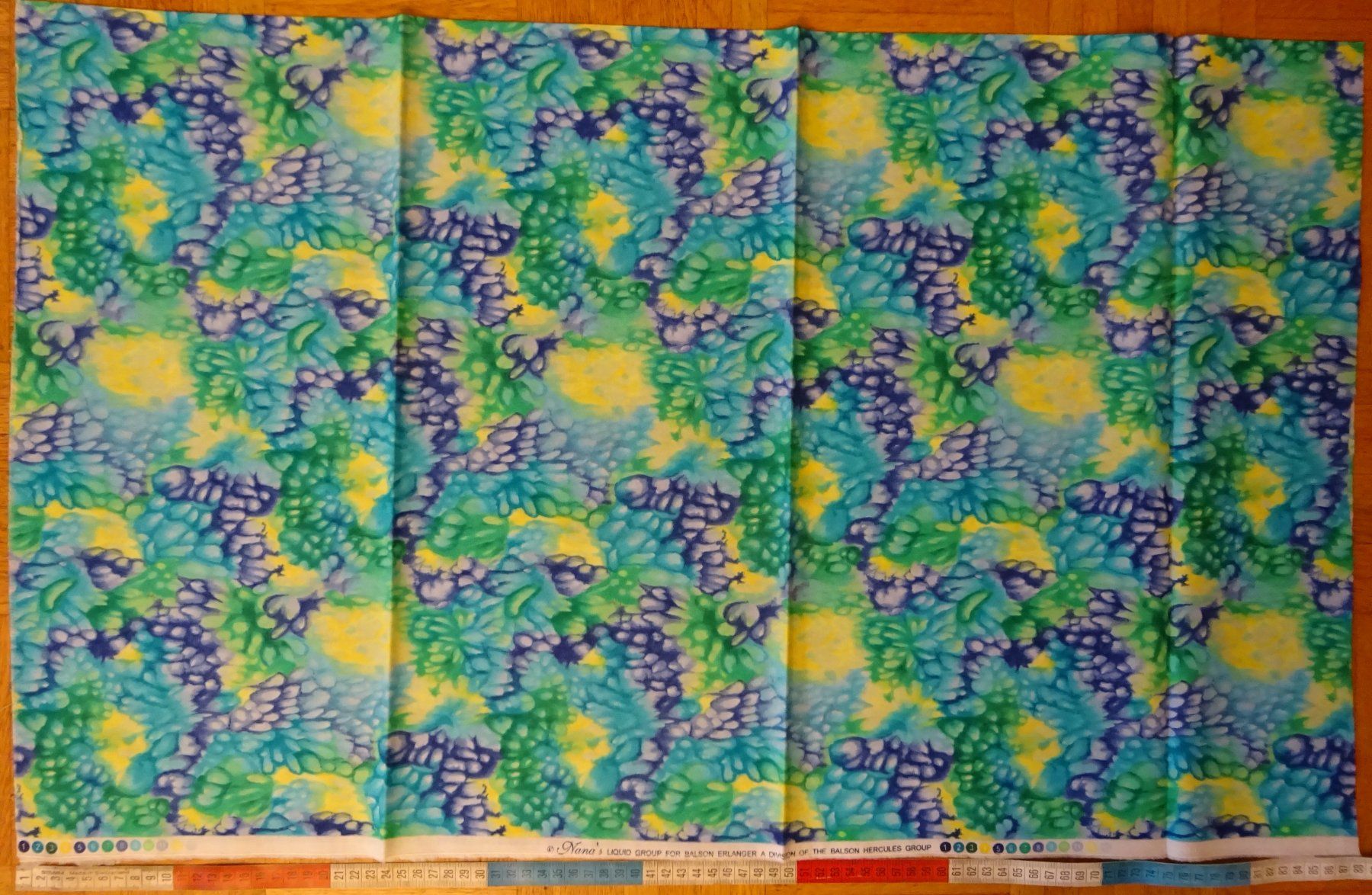 Tessuti: Baumwollstoff für Patchwork 88 x 106cm – Nuovo (secondo la descrizione) da Bern venduto da Hero2.0 1