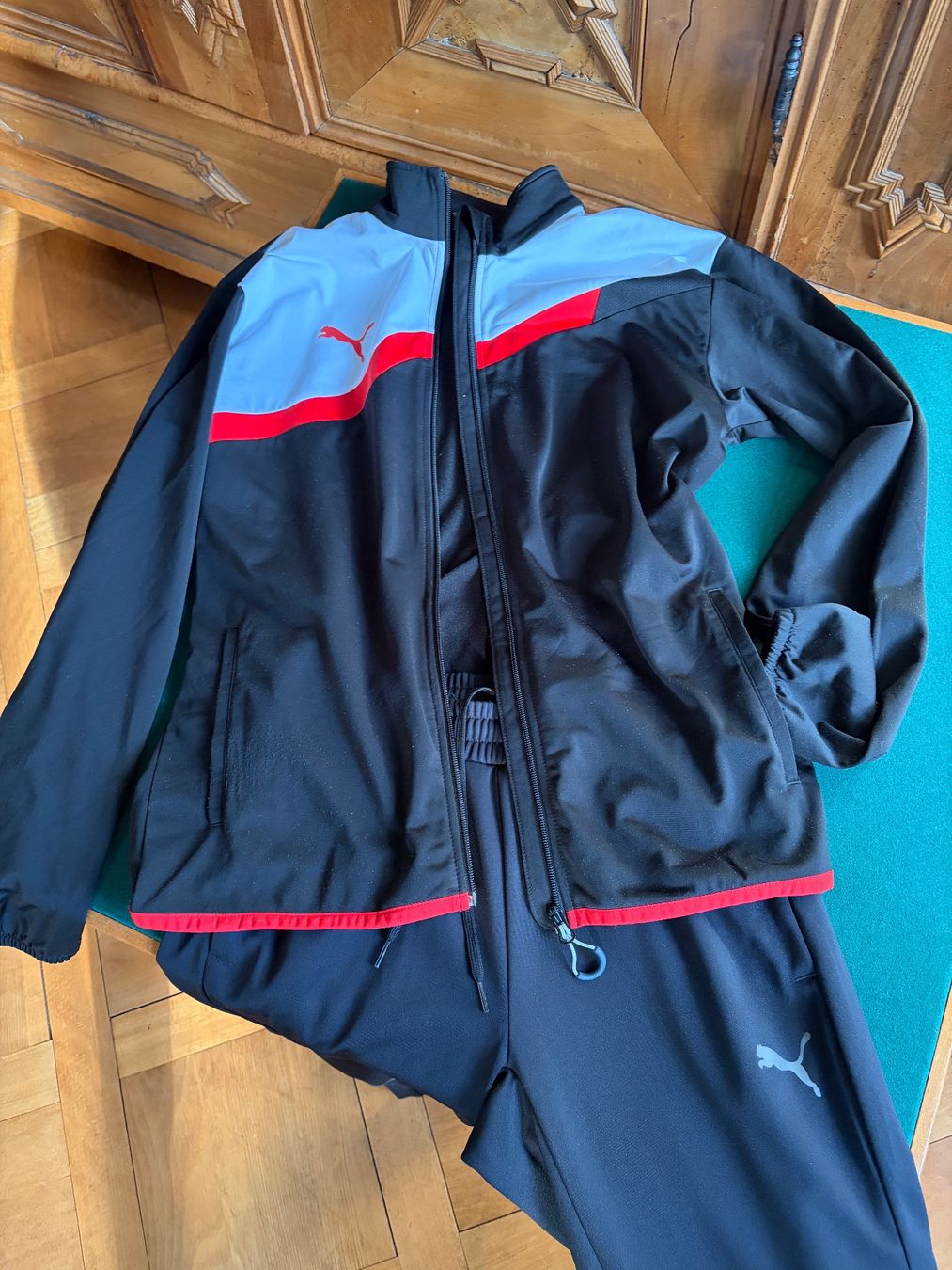 Puma Lotti di vestiti: PUMA  Set /  Pullover + Hose /  SPORTSWEAR  Größe: M – Usato da Interlaken venduto da Bona55 9