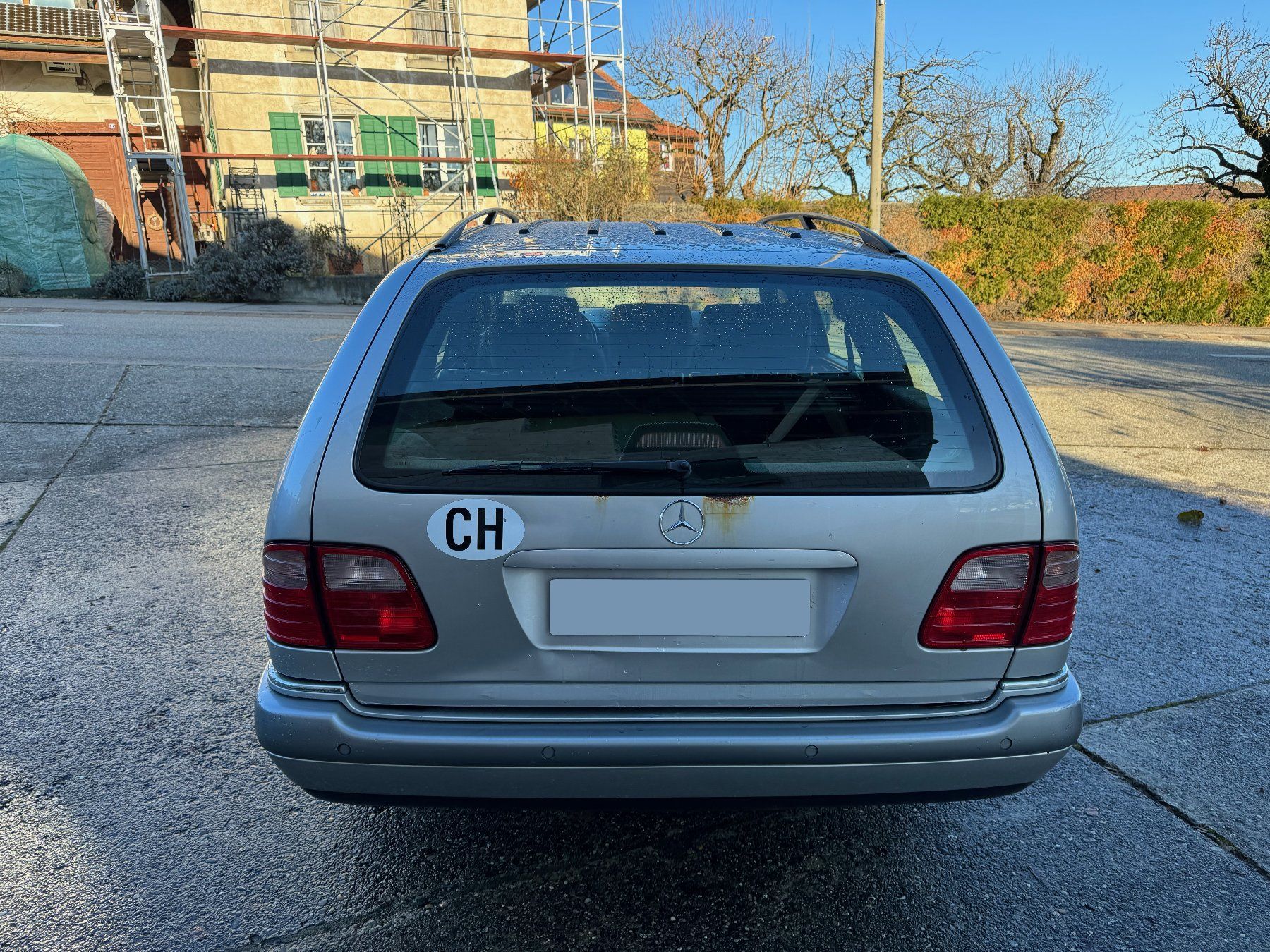 Mercedes-Benz Autos: Mercedes W210 E 300 TD – Gebraucht aus Nuglar von  2