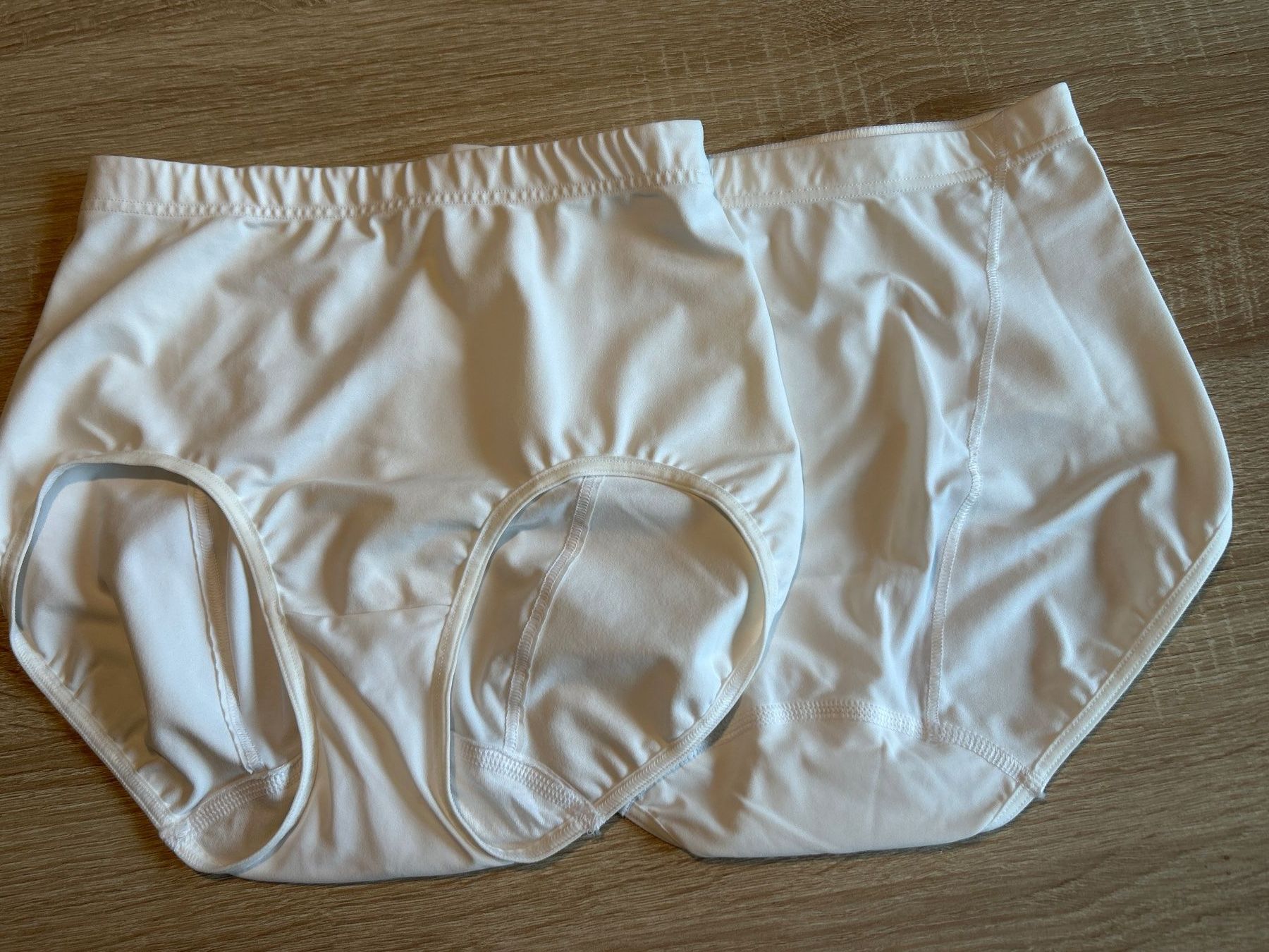 Sloggi Sonstige Unterwäsche: 2x Damen Slip weiss von Sloggi Shape MAX Gr. 38 – Gebraucht aus Brunnen von Nala2929 3