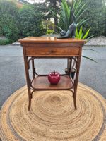 Petit meuble, table de nuit ancienne en bois