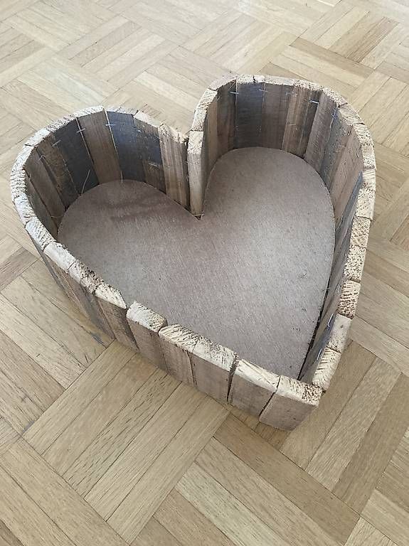 Tutte le decorazioni: Deko Holzherz – Usato da Bern venduto da sac_67mh