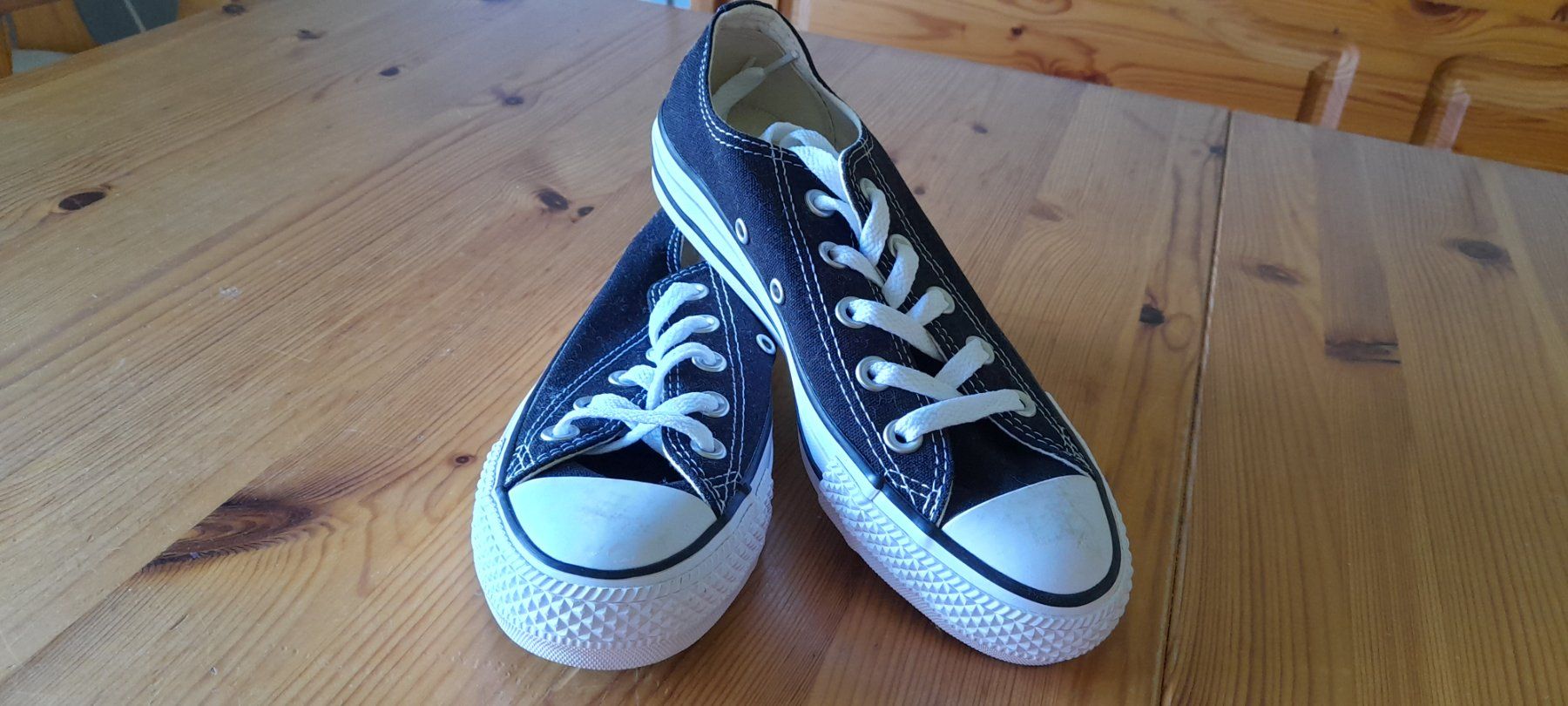 Scarpe per ragazze: Turnschuh gr. 3,5 – Nuovo (secondo la descrizione) da Nesslau venduto da Churfirsten08