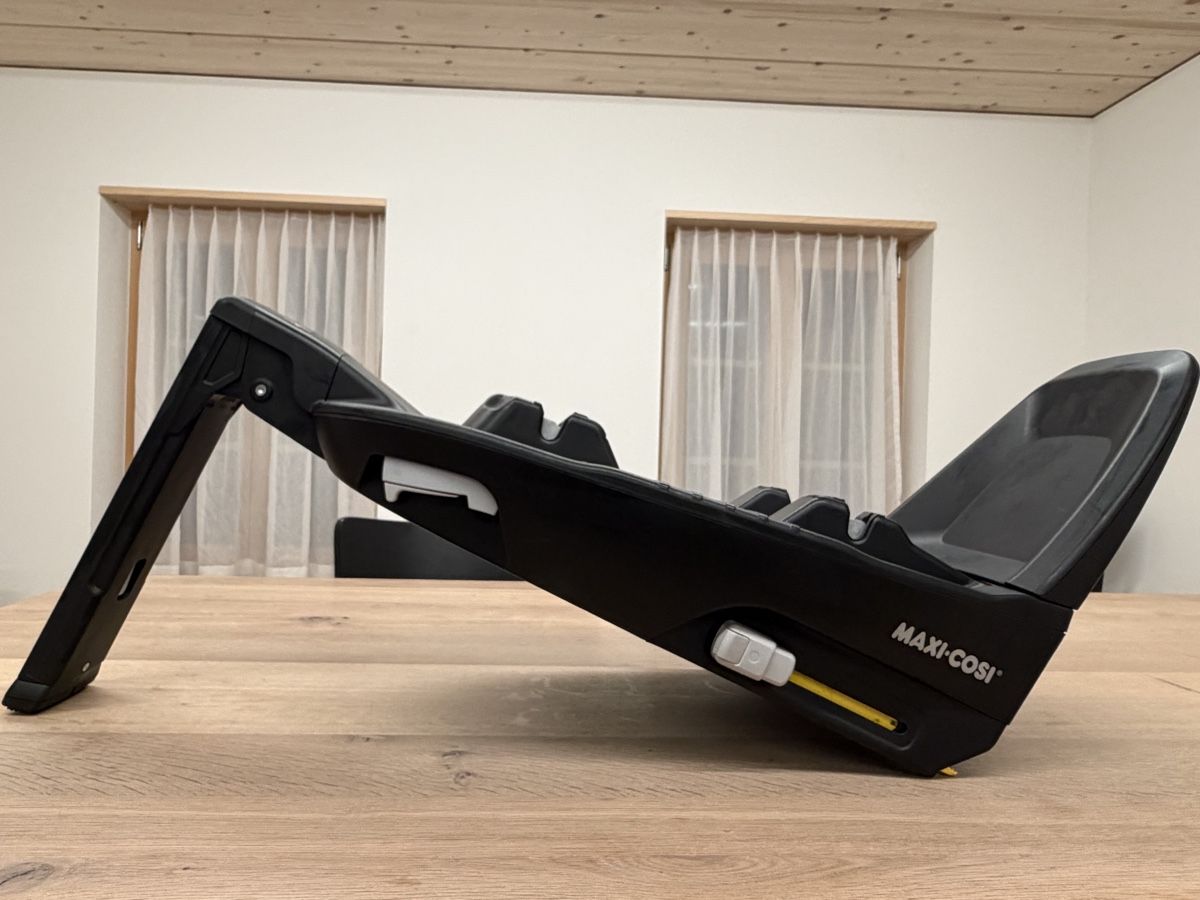 Maxi-Cosi Seggiolini per auto: Isofix Station Maxi Cosi – Usato da Bleienbach venduto da sid88