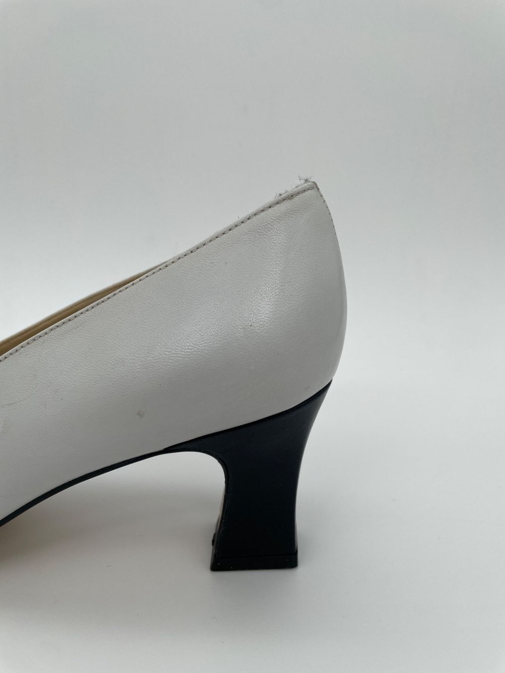 Aigner Scarpe da donna: Aigner Spectator  Pump EU 40.5 Weiß – Usato da Zürich venduto da shoe_shop 7