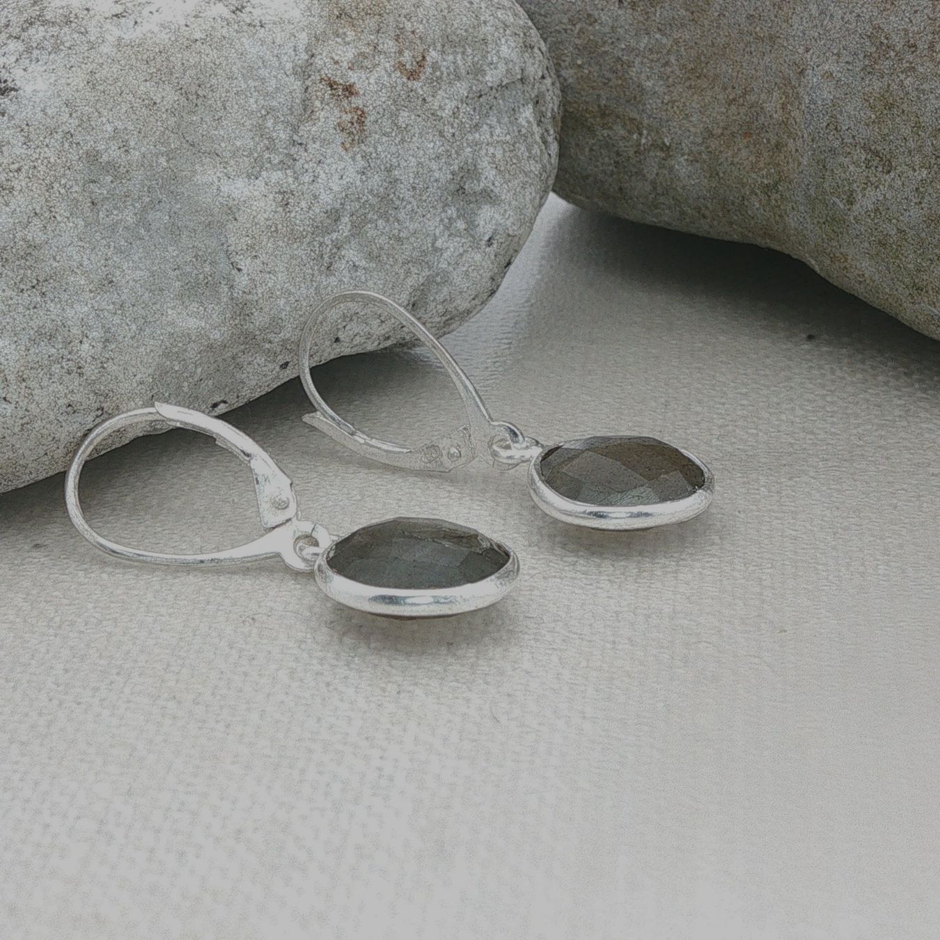 Olga Ribler Orecchini pendenti & Orecchini a lobo: Ohrringe 10 mm Labradorite Sterling  Silber 925 – Nuovo (secondo la descrizione) da Luzern venduto da Schmuckoutlet 3