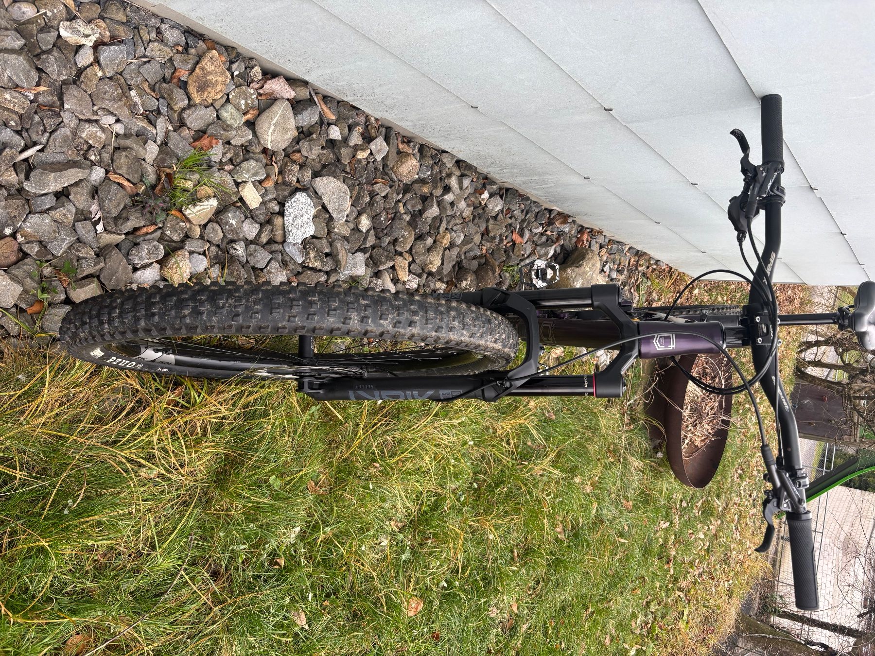 Commencal Biciclette: Custom built Commencal meta TR V4, L – Usato da Oberwil b. Zug venduto da res_2lrh 1