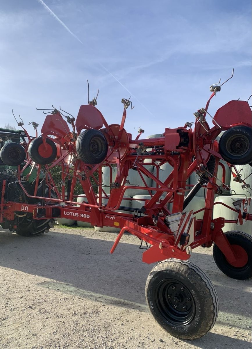 Lely Tutte le macchine: Kreiselheuer Lely Lotus – Usato da Orpund venduto da Laersu00 1