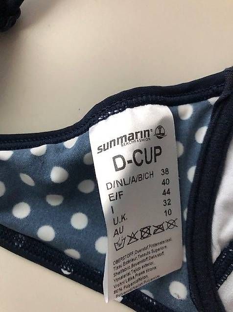 Costumi da bagno & Bikini: Bikini Oberteil Neu – Nuovo (secondo la descrizione) da Kesswil venduto da Sonnenblume0116 2