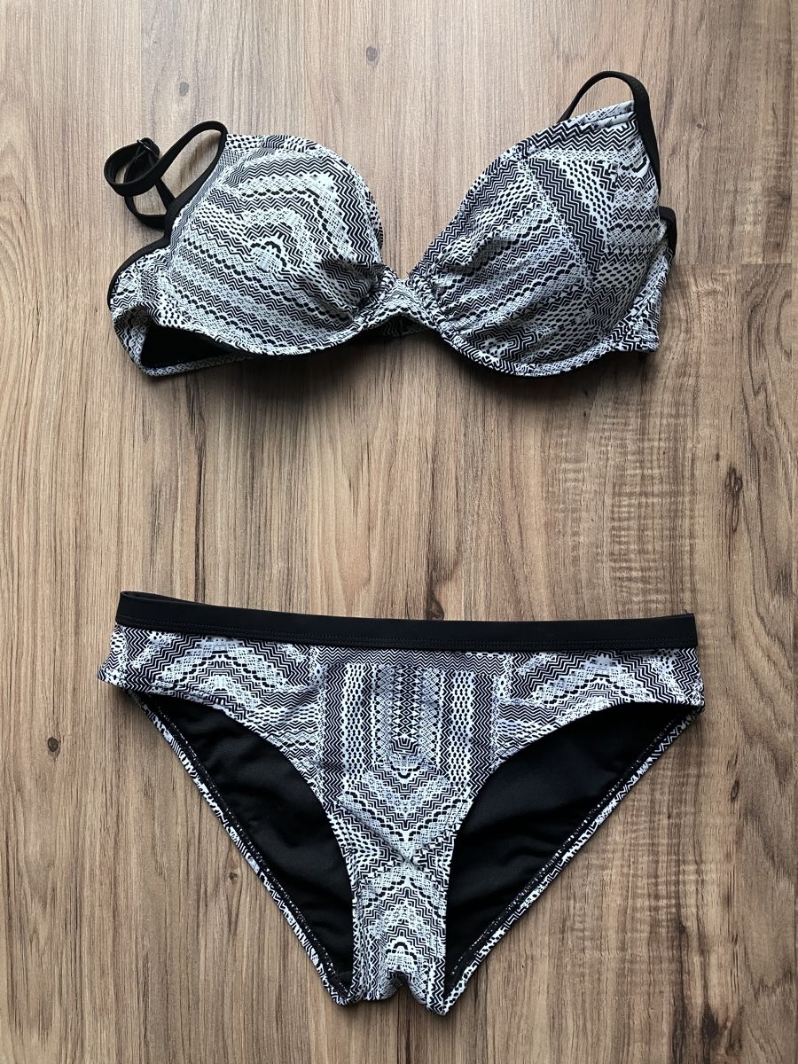 Costumi da bagno & Bikini: Bikini – Usato da Neftenbach venduto da Moonlight18