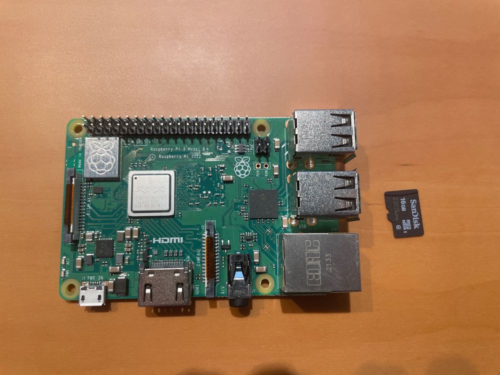 Raspberry Pi 3 Model B+ inkl. 16 GB SD Karte | Kaufen auf Ricardo