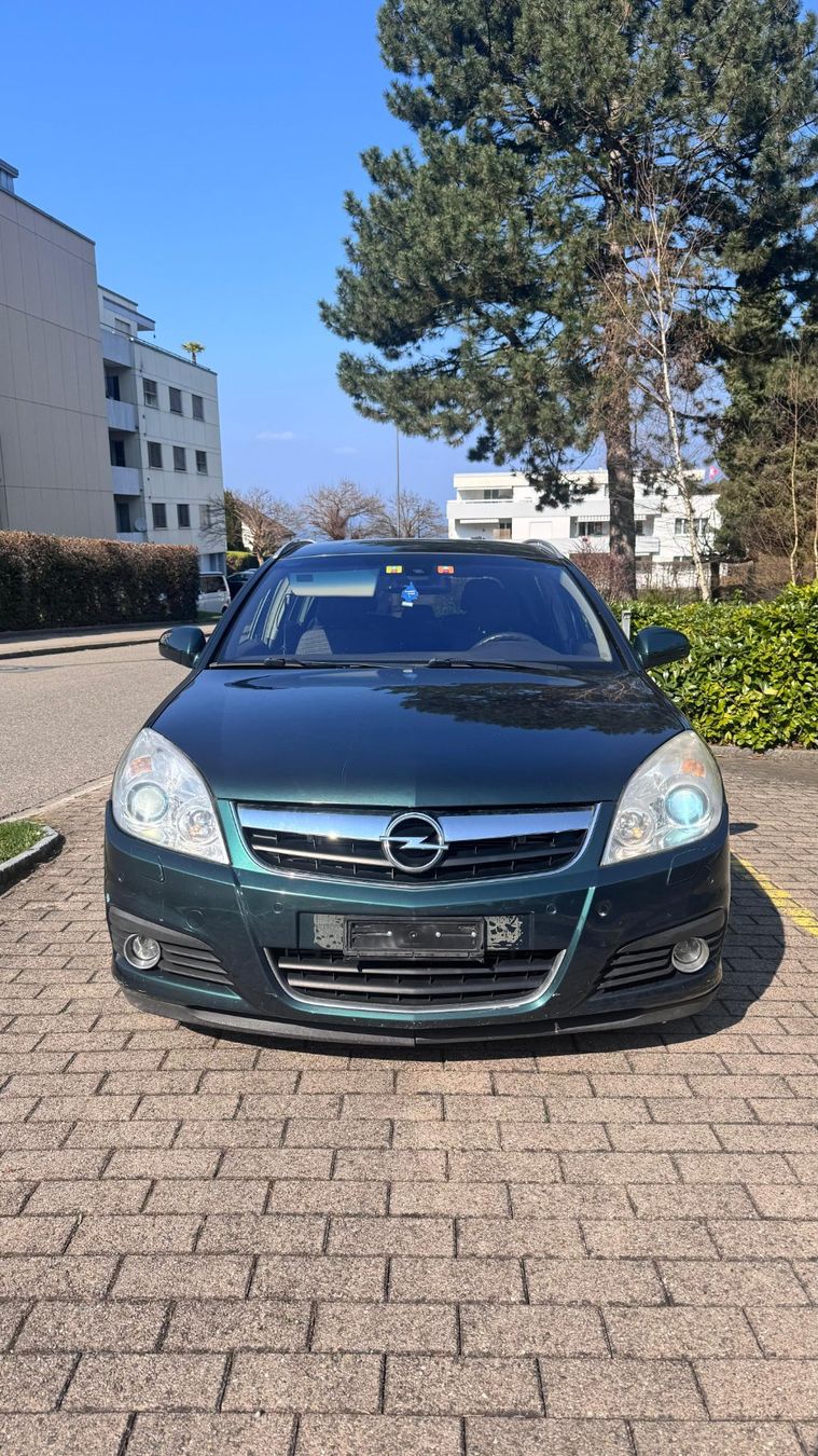 Automobili: OPEL SIGNUM 2.8 TURBO – Usato da Rorschacherberg venduto da big-boy