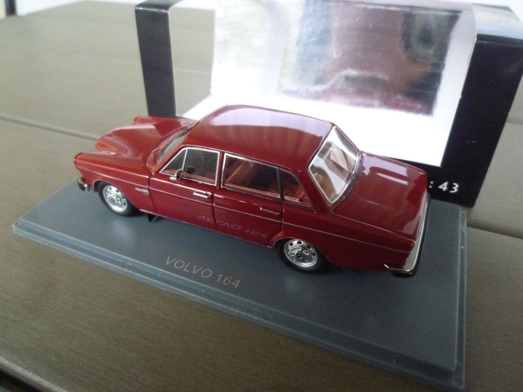 Volvo Modellini d'auto: Volvo 164 – Nuovo e nell'imballaggio originale da Flawil venduto da Imperiosud 7