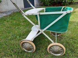antiker Puppenwagen