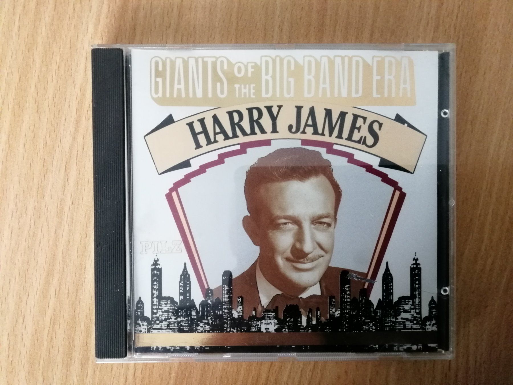 CD: GLEN MILLER. und   HARRY JAMES – Usato da Basel venduto da Alfons39 2