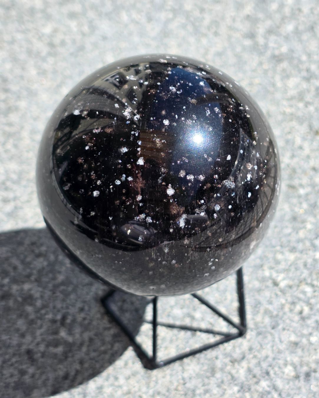 Minerali & Pietre curative: Galaxy Eis Obsidian Kugel A 73mm 472g – Nuovo e nell'imballaggio originale da Matzingen venduto da Shay_Crystalz
