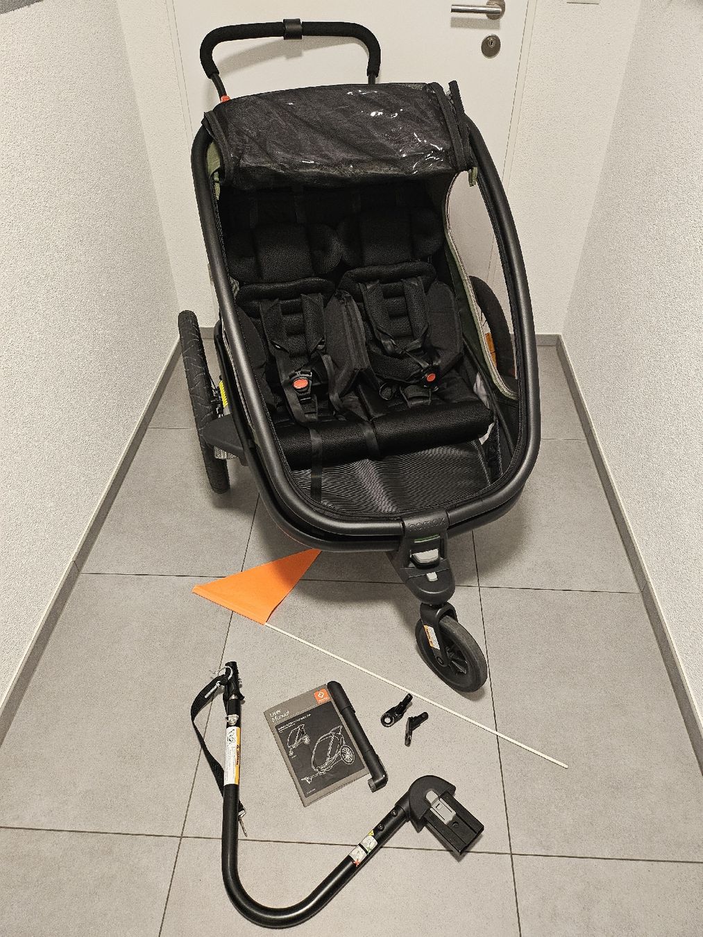 Hamax Rimorchi: Hamax Kinderfahrradanhänger Outback 2in1 – Usato da Baar venduto da Naedels-Kreationen