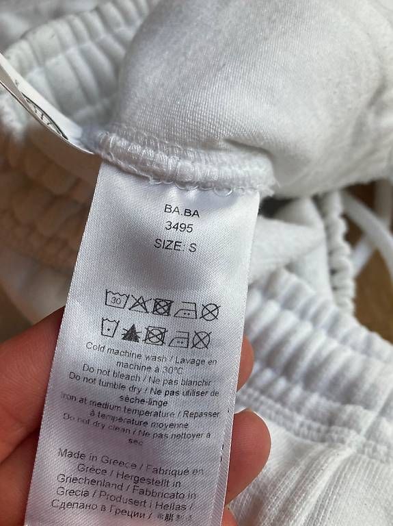 Lotti di vestiti: Cooles Set von Ganni – Usato da Zürich venduto da rundeshaus1 2