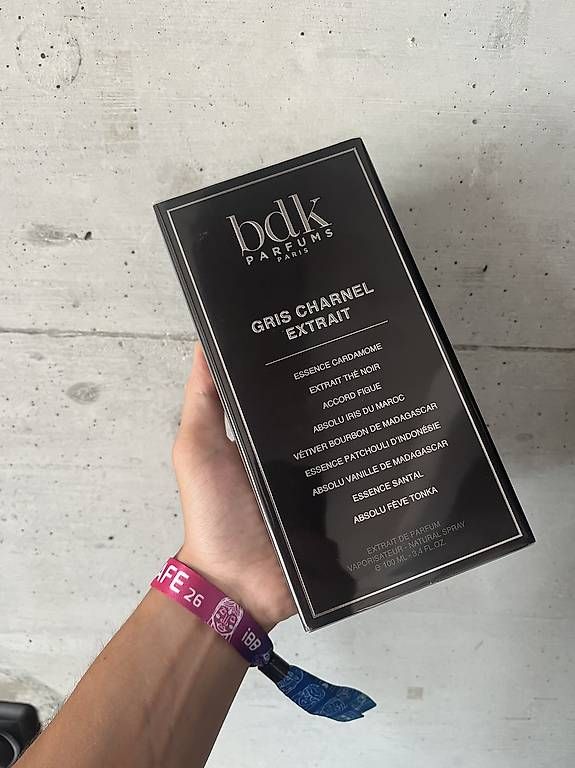 Parfum & Eau de Toilette: Bdk gris charnel extrait 100 ml – Neu und originalverpackt aus Brugg AG von OLFACTO_PRIVE
