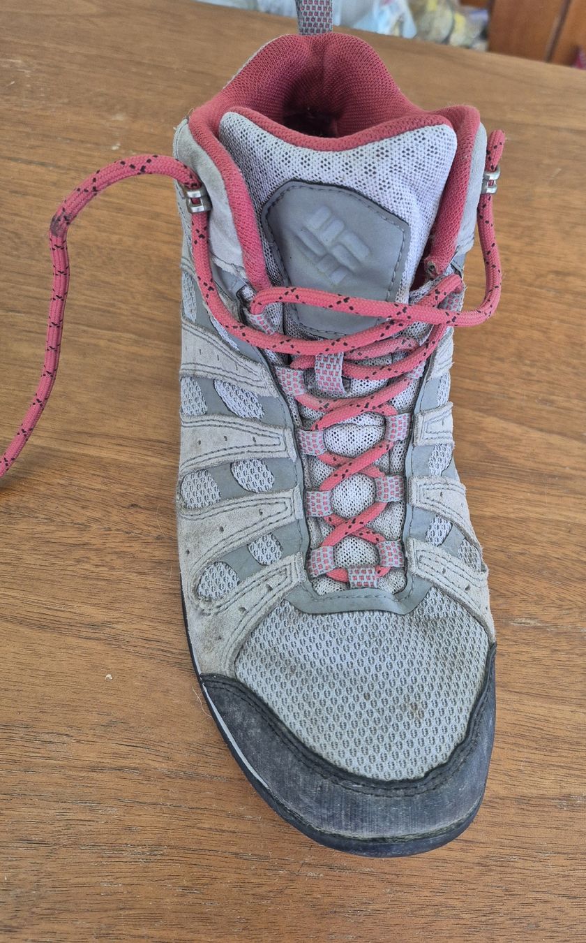 Columbia Scarpe da donna: Columbia Wanderschuhe, Grösse 40 – Usato da Schmitten FR venduto da KaDa81 2