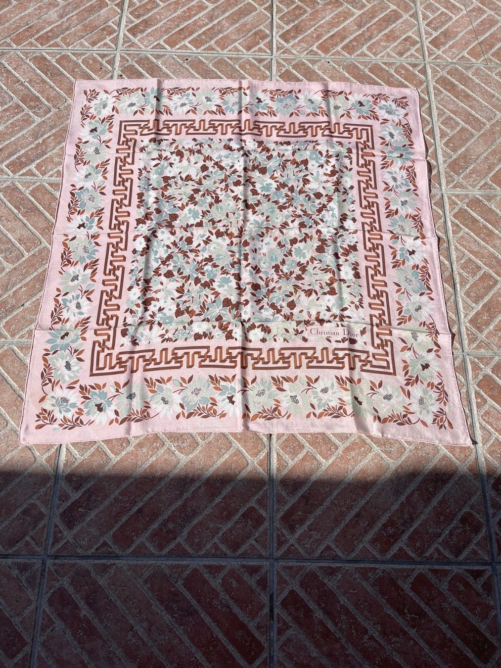 Dior Foulard & Sciarpe: Foulard Christian DIOR – Usato da La Croix (Lutry) venduto da Sporades 1