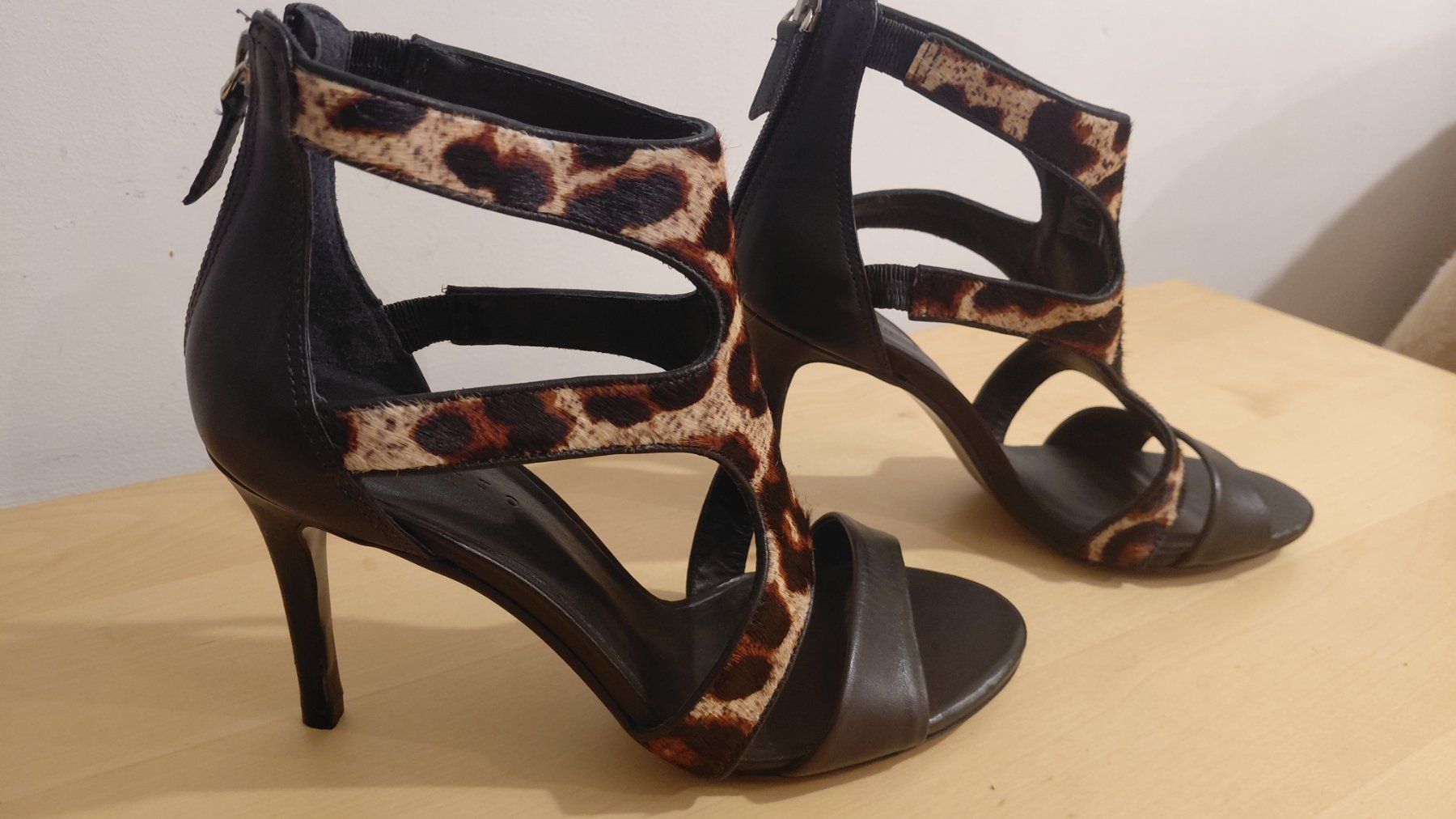 Scarpe da donna: Sandro High Heels mit Leoprint, Gr. 39, neuwertig – Usato da Zürich venduto da ewka 1