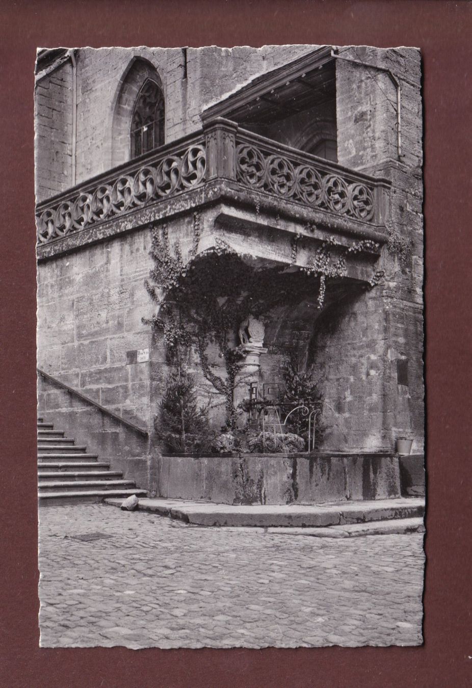 Cartoline postali: ESTAVAYER - L'Eglise – Usato da Pully venduto da nicecards-shop